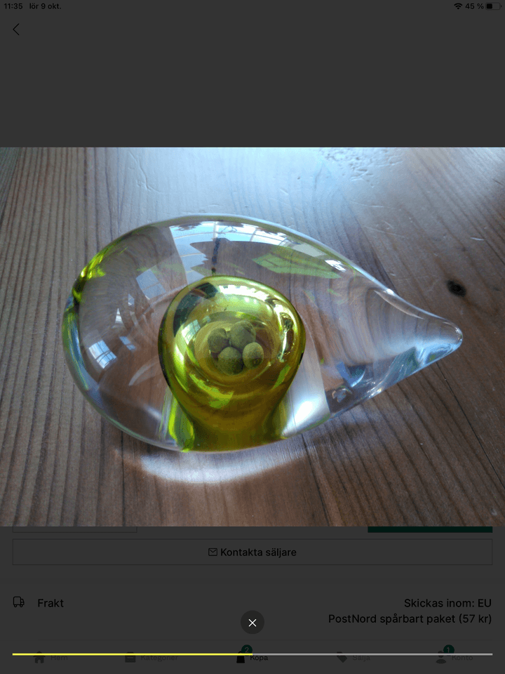 Glasfigur med frön